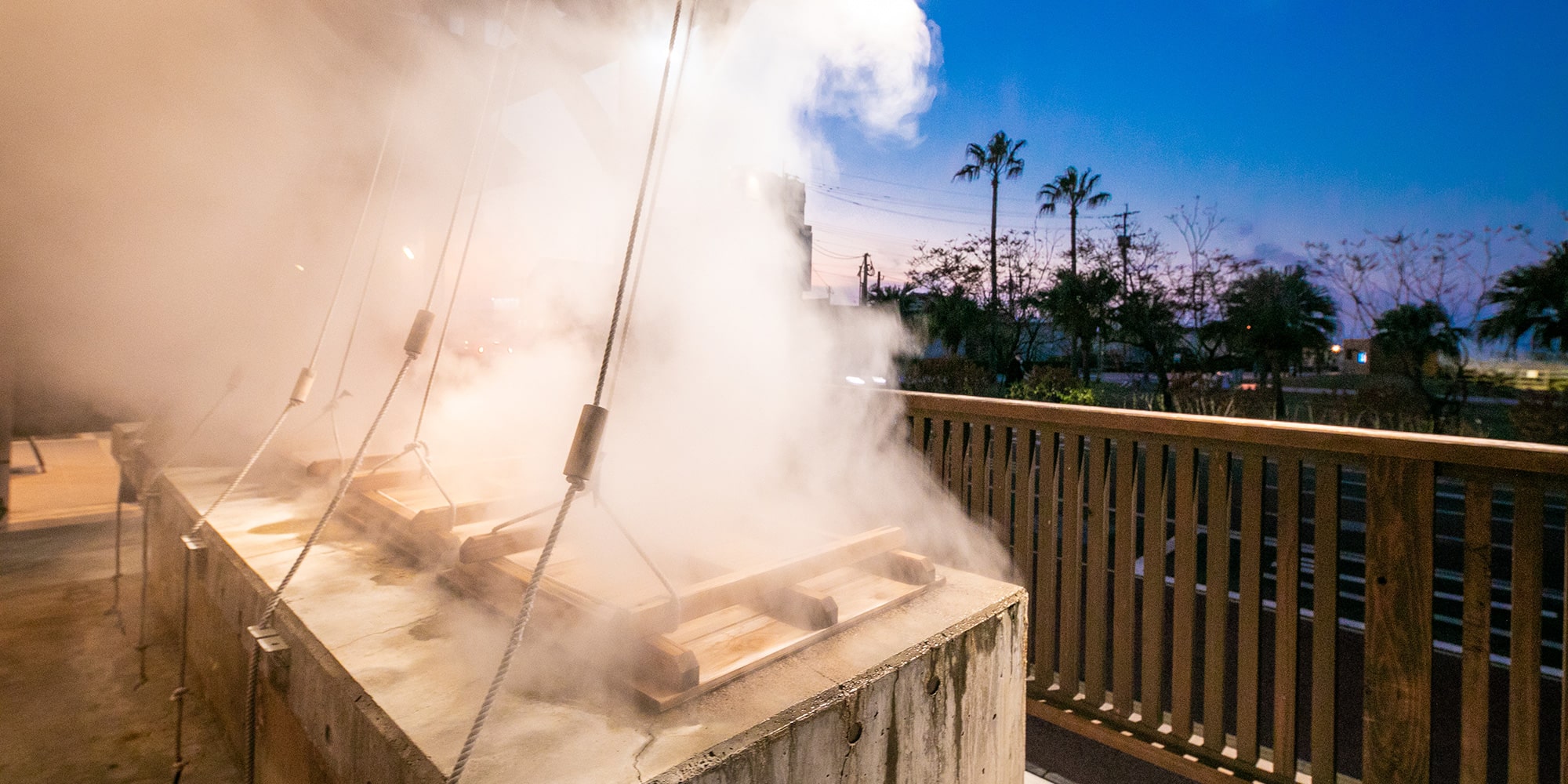 小浜の高温源泉の蒸気で素材の旨みが凝縮「温泉蒸し」